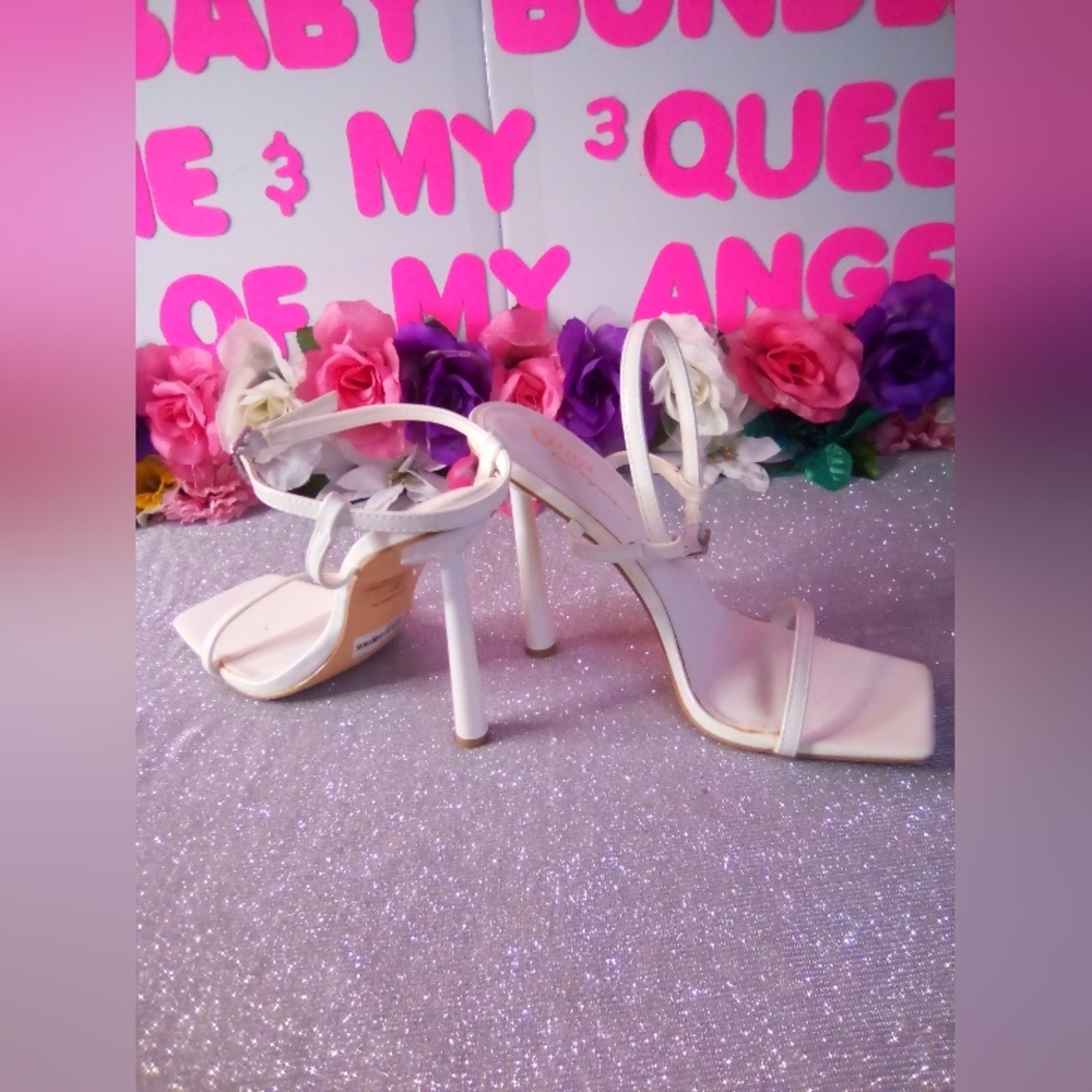 WHITE HEELS OPEN TOE SANDALS (WOMEN)